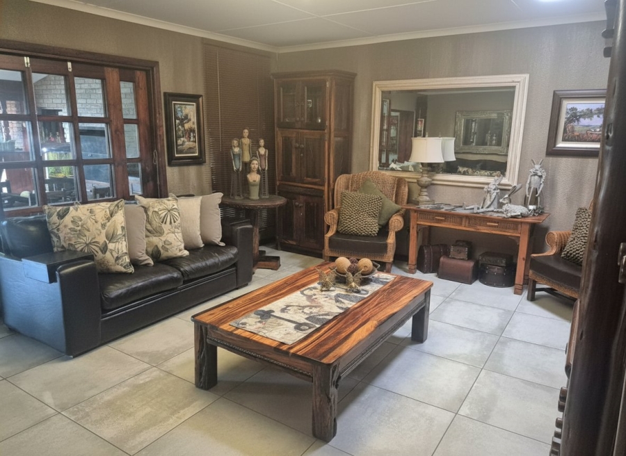 6 Bedroom Property for Sale in Dan Pienaar Free State